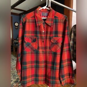 Vintage men’s Pendleton wool shirt